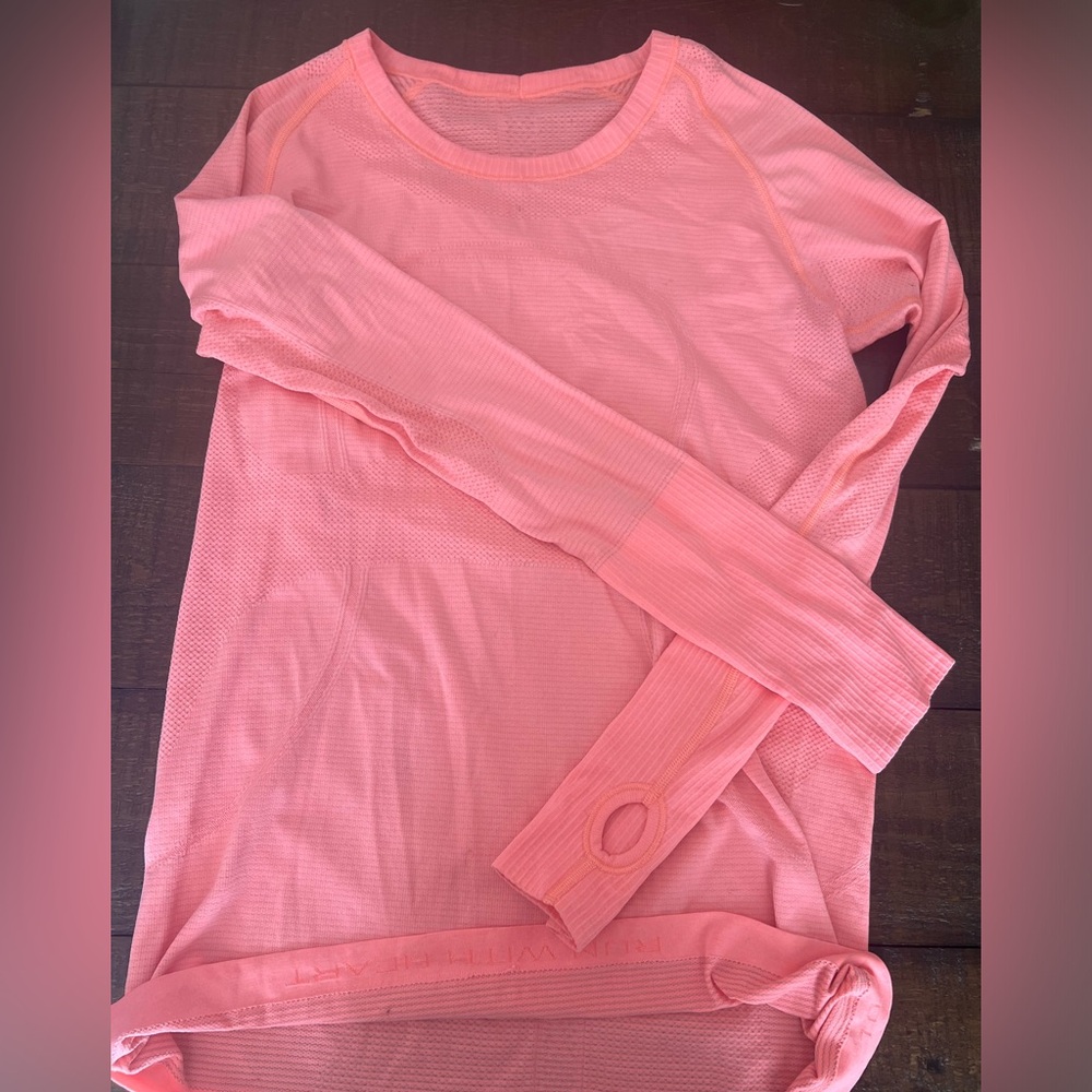 Lululemon run swiftly coral orange